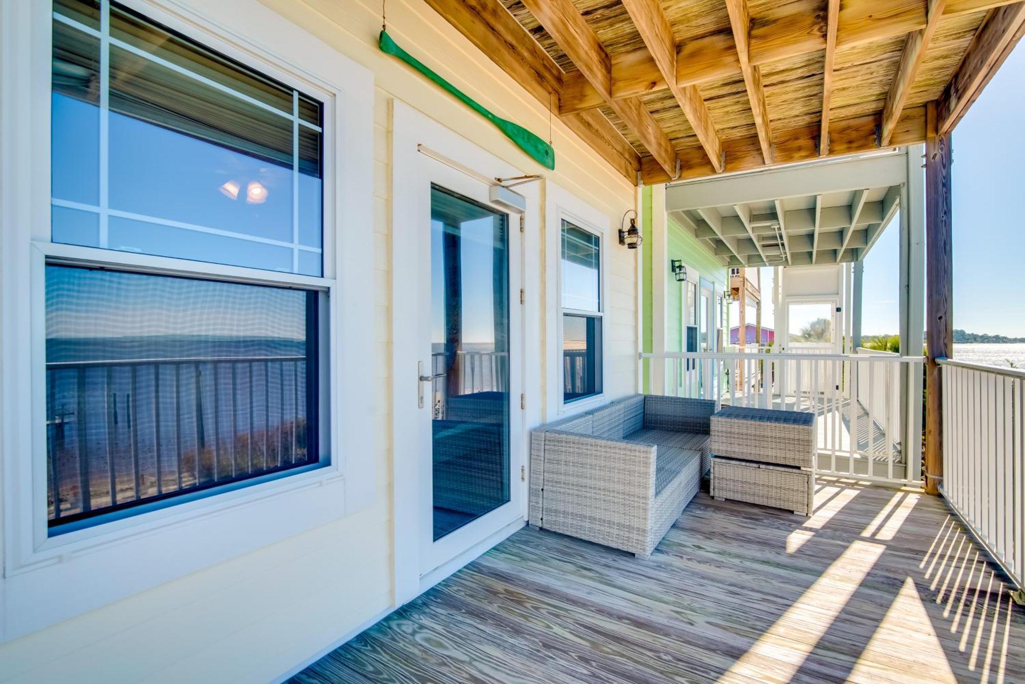 Oceanfront Oasis In Cedar Key With 2 Balconies! Villa Exteriör bild